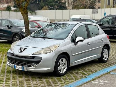 Usata Peugeot 207 95 CV (69 kW) 2008 Grigio Berlina