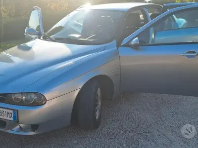 Begagnad Alfa Romeo 156 140 HK (102 kW) 2003 Grå Sedan
