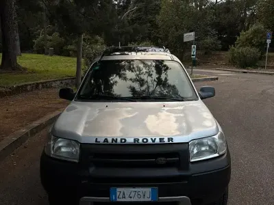 Usata Land Rover Freelander 111 CV (81 kW) 2004 Grigio SUV