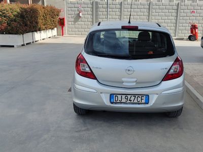 Usata Opel Corsa Cosmo 90 CV (66 kW) 2007 Grigio Utilitaria