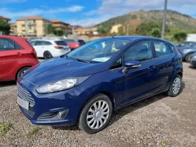 Usata Ford Fiesta 80 CV (58 kW) 2016 Blu/azzurro Utilitaria