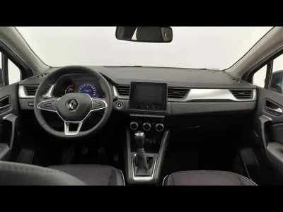 Usata Renault Captur Intens 101 CV (74 kW) 2023 Blu scuro SUV
