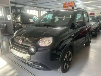 Usata Fiat Panda Cross Cross 69 CV (50 kW) 2020 Nero Utilitaria