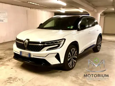 Usata Renault Austral Iconic 131 CV (96 kW) 2023 Bianco SUV