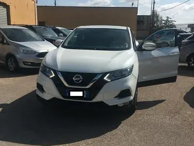 Usata Nissan Qashqai 131 CV (96 kW) 2018 Bianco SUV