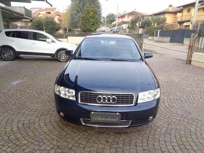 Blu/azzurro Usata 2004 Audi A4 Ambiente Berlina | 3850 € (Molto cara)