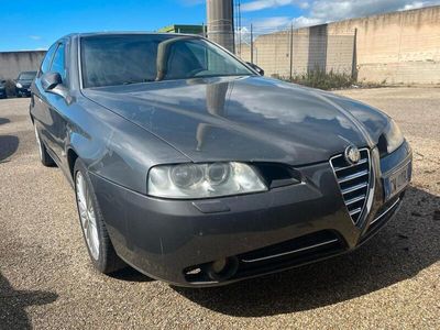 Alfa Romeo 166