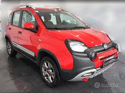 Usata Fiat Panda Cross Cross 86 CV (63 kW) 2020 Rosso Utilitaria