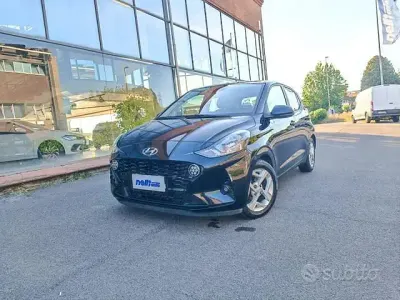 Usata Hyundai i10 67 CV (49 kW) 2023 Nero Utilitaria