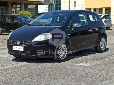 Usata Fiat Grande Punto Dynamic 65 CV (47 kW) 2008 Nero Utilitaria