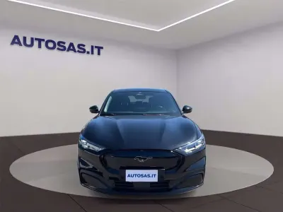 Usata Ford Mustang Mach-E 272 kW (371 CV) 2022 Nero SUV