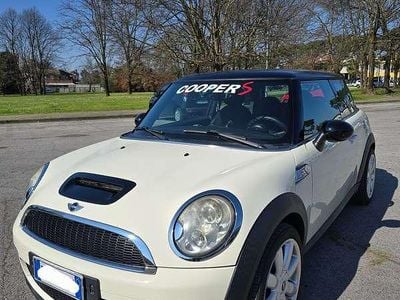 Usata Mini Cooper S 174 CV (127 kW) 2008 Bianco Utilitaria