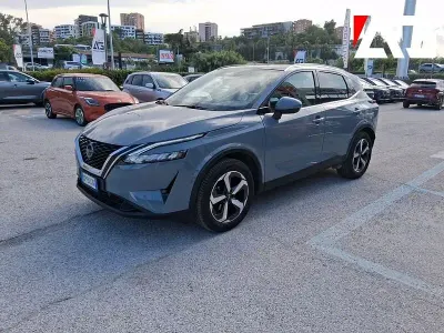 Usata Nissan Qashqai N-Connecta 158 CV (116 kW) 2023 Grigio SUV