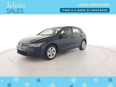 Usata VW Golf VIII Life 110 CV (80 kW) 2023 Atlantic blue metallizzato Berlina