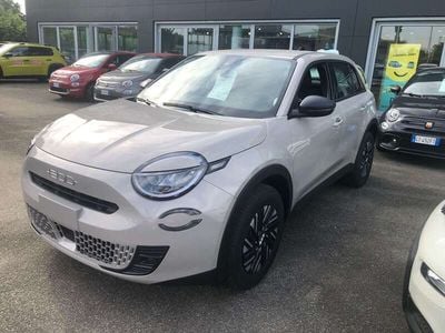 Nuova Fiat 600 101 CV (74 kW) 2025 Beige SUV