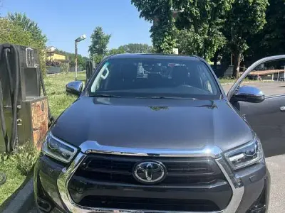 Usata Toyota HiLux Executive 150 CV (110 kW) 2024 Pick-up