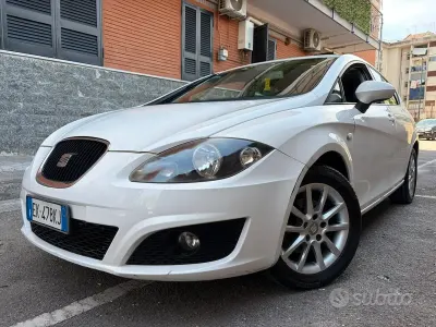 Usata Seat Leon Style 105 CV (77 kW) 2011 Bianco Utilitaria