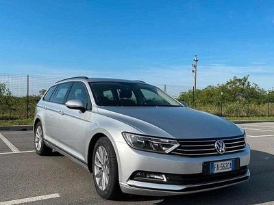 Usata VW Passat Trendline 120 CV (88 kW) 2015 Argento Station wagon
