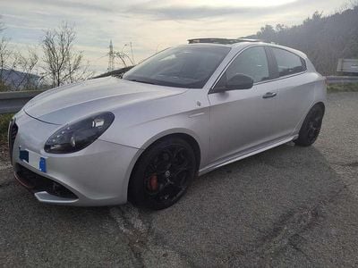 Usata Alfa Romeo Giulietta Quadrifoglio Verde 235 CV (172 kW) 2010 Utilitaria