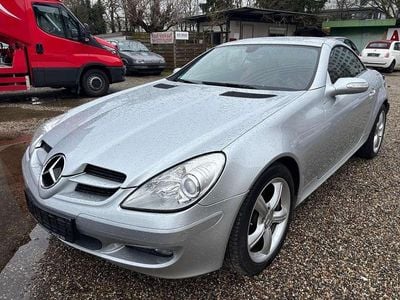 Usata Mercedes SLK350 272 CV (200 kW) 2004 Argento Cabrio