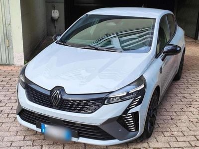 Usata Renault Clio V Esprit Alpine 91 CV (66 kW) 2024 Grigio Berlina