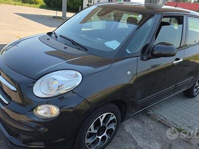Begagnad Fiat 500L Sport 95 HK (69 kW) 2021 Svart Minibuss