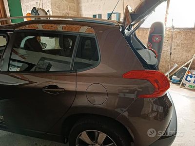 Usata Peugeot 2008 92 CV (67 kW) 2014 Marrone SUV