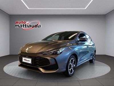Usata MG MG3 Luxury 195 CV (143 kW) 2025 Argento Utilitaria