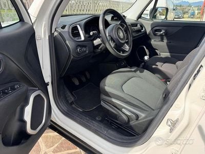 Usata Jeep Renegade Sport 110 CV (80 kW) 2016 Bianco SUV