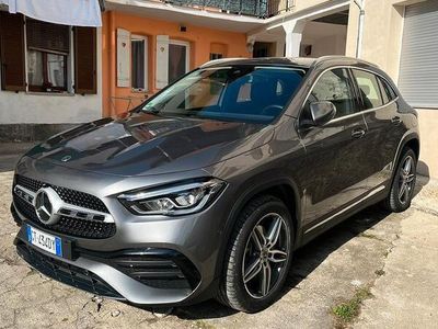 Mercedes GLA250