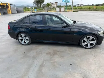 Usata BMW 320 177 CV (130 kW) 2007 Nero Berlina