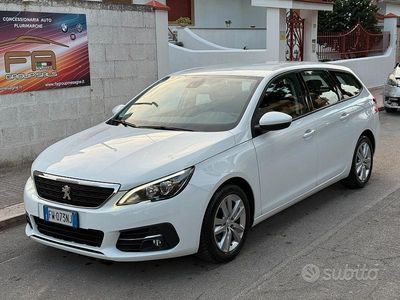 Usata Peugeot 308 102 CV (75 kW) 2019 Bianco Station wagon