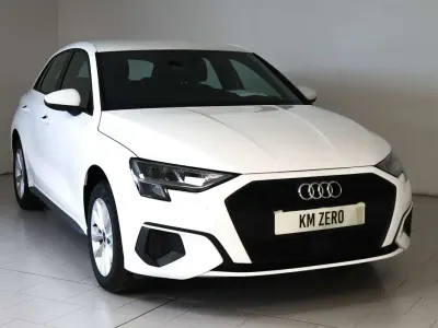 Usata Audi A3 150 CV (110 kW) 2023 Bianco Berlina
