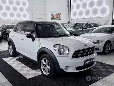 Usata Mini Cooper Countryman 143 CV (105 kW) 2014 Bianco SUV