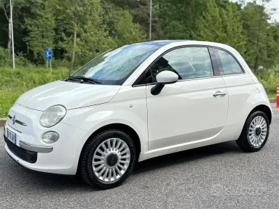 Usata Fiat 500 Lounge 69 CV (50 kW) 2010 Bianco Berlina