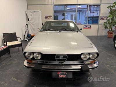 Begagnad Alfa Romeo Alfetta 130 HK (95 kW) 1970 Grå Sedan