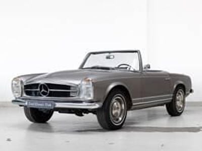 Usata Mercedes 230 150 CV (110 kW) 1966 Grigio Cabrio