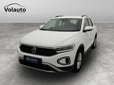 Usata VW T-Roc Life 110 CV (80 kW) 2023 Bianco SUV