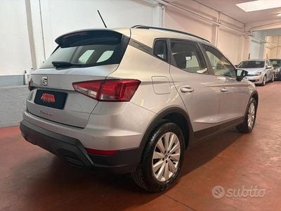 Usata Seat Arona Style 95 CV (69 kW) 2022 Grigio SUV