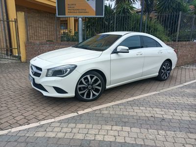 Mercedes CLA200