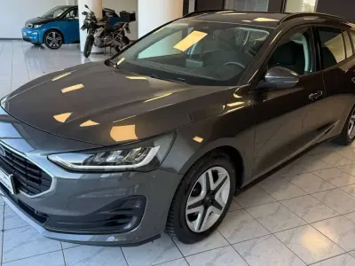 Usata Ford Focus Business Edition 120 CV (88 kW) 2022 Grigio Station wagon