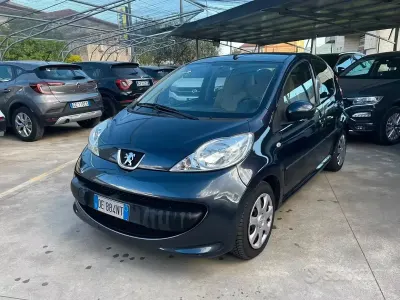 Gebraucht Peugeot 107 68 PS (50 kW) 2007 Blau Kleinwagen