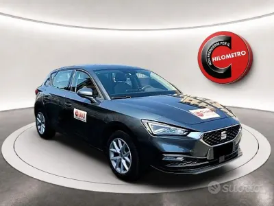 Usata Seat Leon Business 90 CV (66 kW) 2022 Grigio Berlina