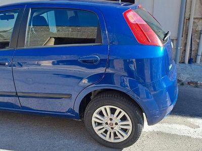Usata Fiat Grande Punto 77 CV (56 kW) 2009 Blu Utilitaria