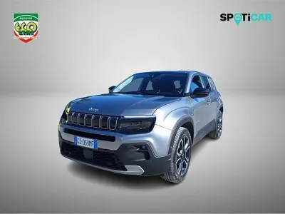 Begagnad Jeep Avenger Summit 101 HK (74 kW) 2025 Grå SUV