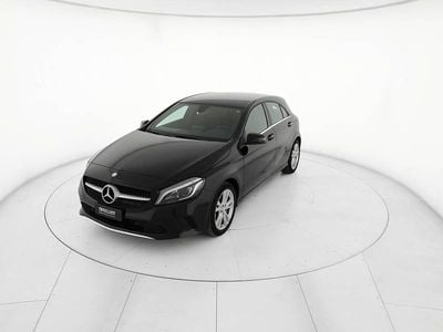 Usata Mercedes A180 109 CV (80 kW) 2016 Nero Berlina