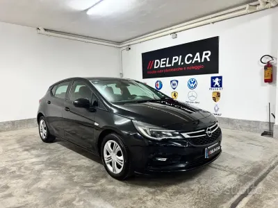 Usata Opel Astra Innovation 136 CV (100 kW) 2016 Nero Berlina