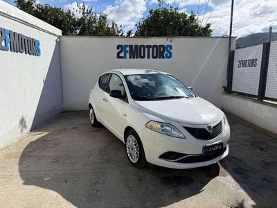 Usata Lancia Ypsilon Silver 95 CV (69 kW) 2016 Other Utilitaria