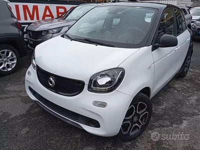 Begagnad Smart ForFour Passion 90 HK (66 kW) 2018 Vit Halvkombi