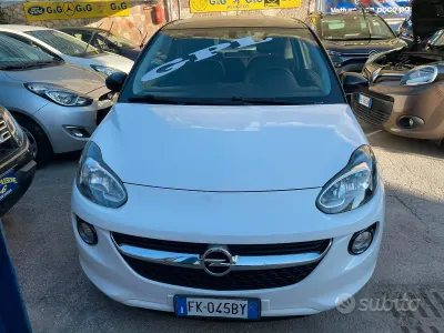 Usata Opel Adam 87 CV (63 kW) 2017 Bianco Utilitaria